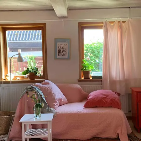 Charming Family Close To And Forest Holiday home *