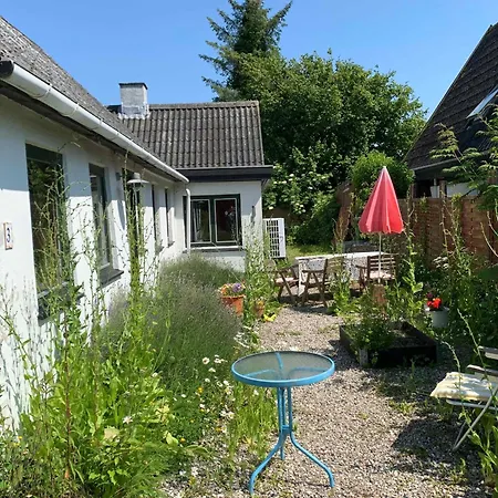 Charming Family Close To And Forest Holiday home Roskilde